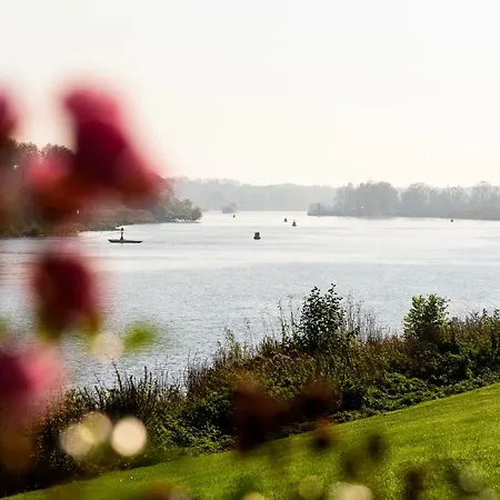 Aan De Maas דירה Broekhuizen (Limburg)