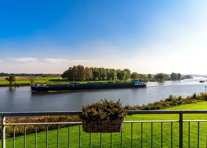 Aan De Maas דירה Broekhuizen (Limburg)