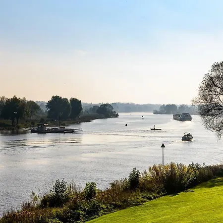 Aan De Maas Lägenhet Broekhuizen (Limburg)